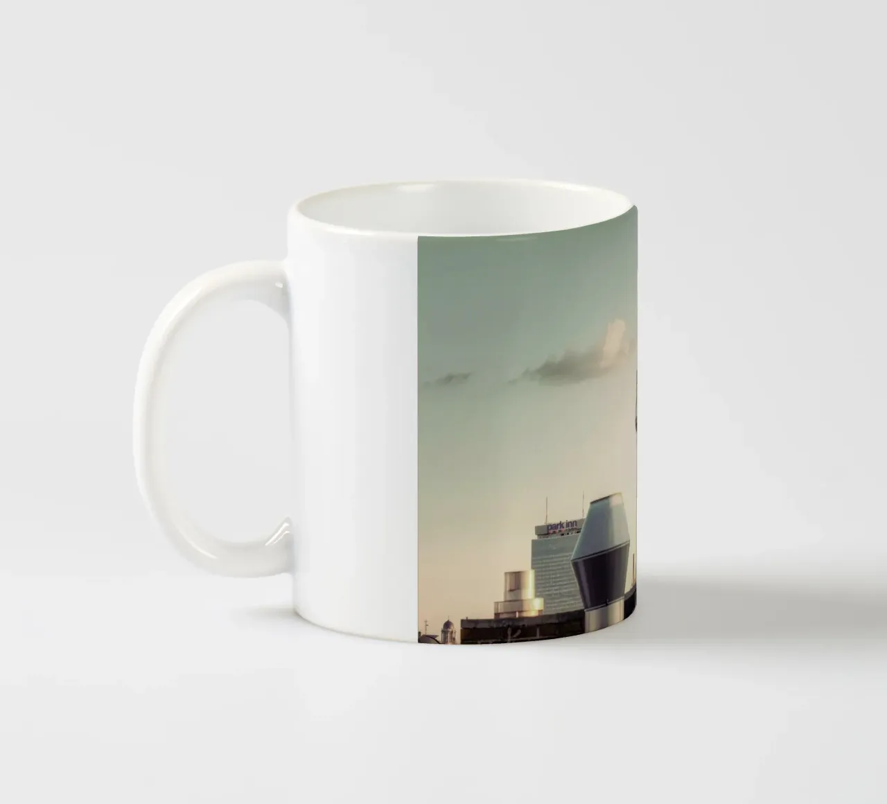 Dach tazza in ceramica da Michael Belhadi