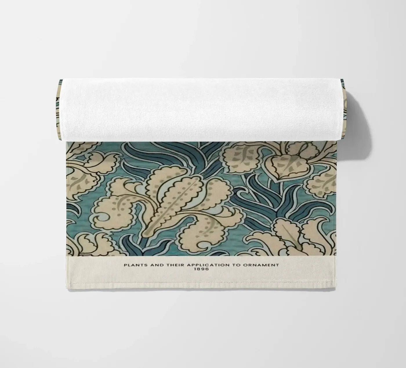Grasset - Iris serviette de plage de Vintage by JUNIQE