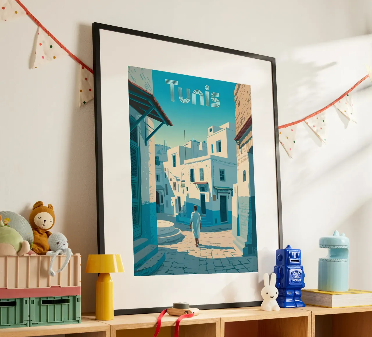 Poster di viaggio vintage di Tunisi poster con telaio in legno da Vintage Travel Art