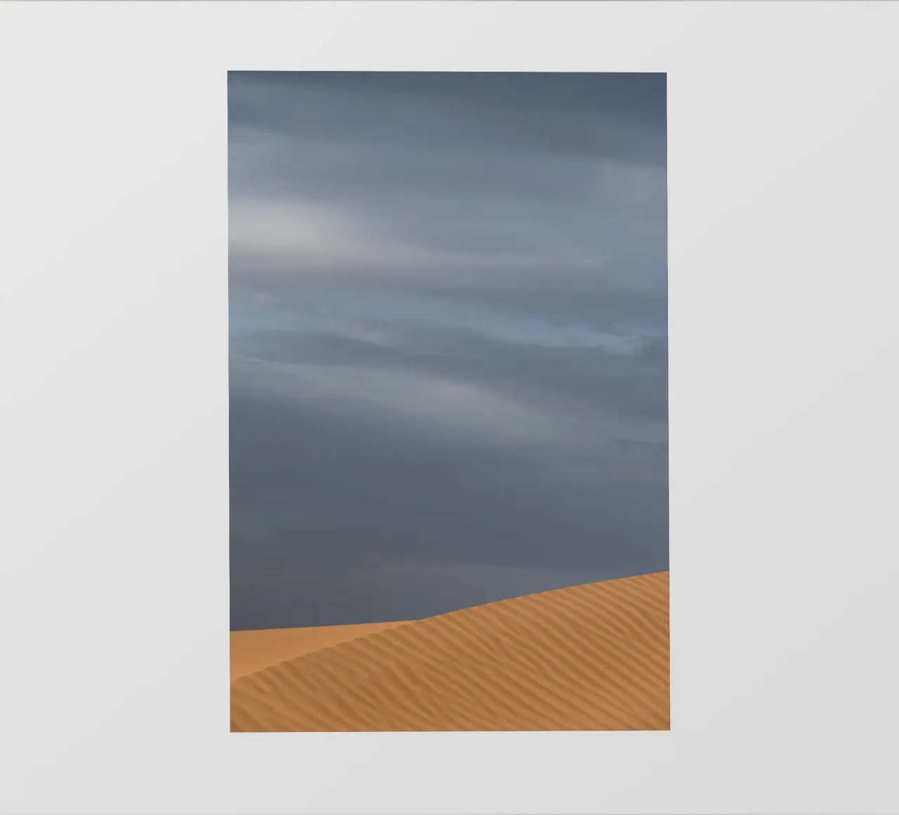 Brown dune grey sky pellicola backlit da photolovers