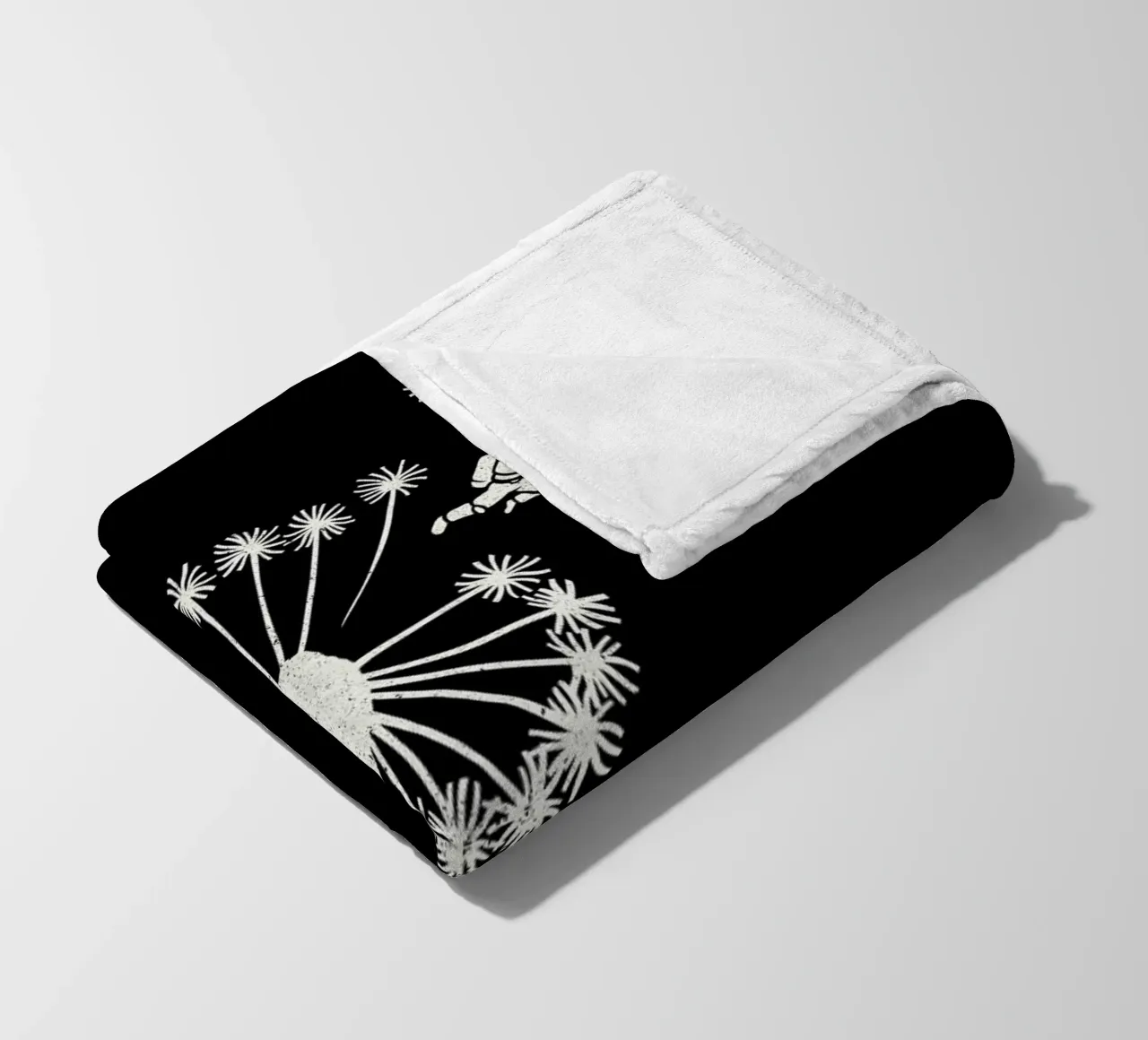 Dandelion Astronaut coperta in pile da Tobe Fonseca