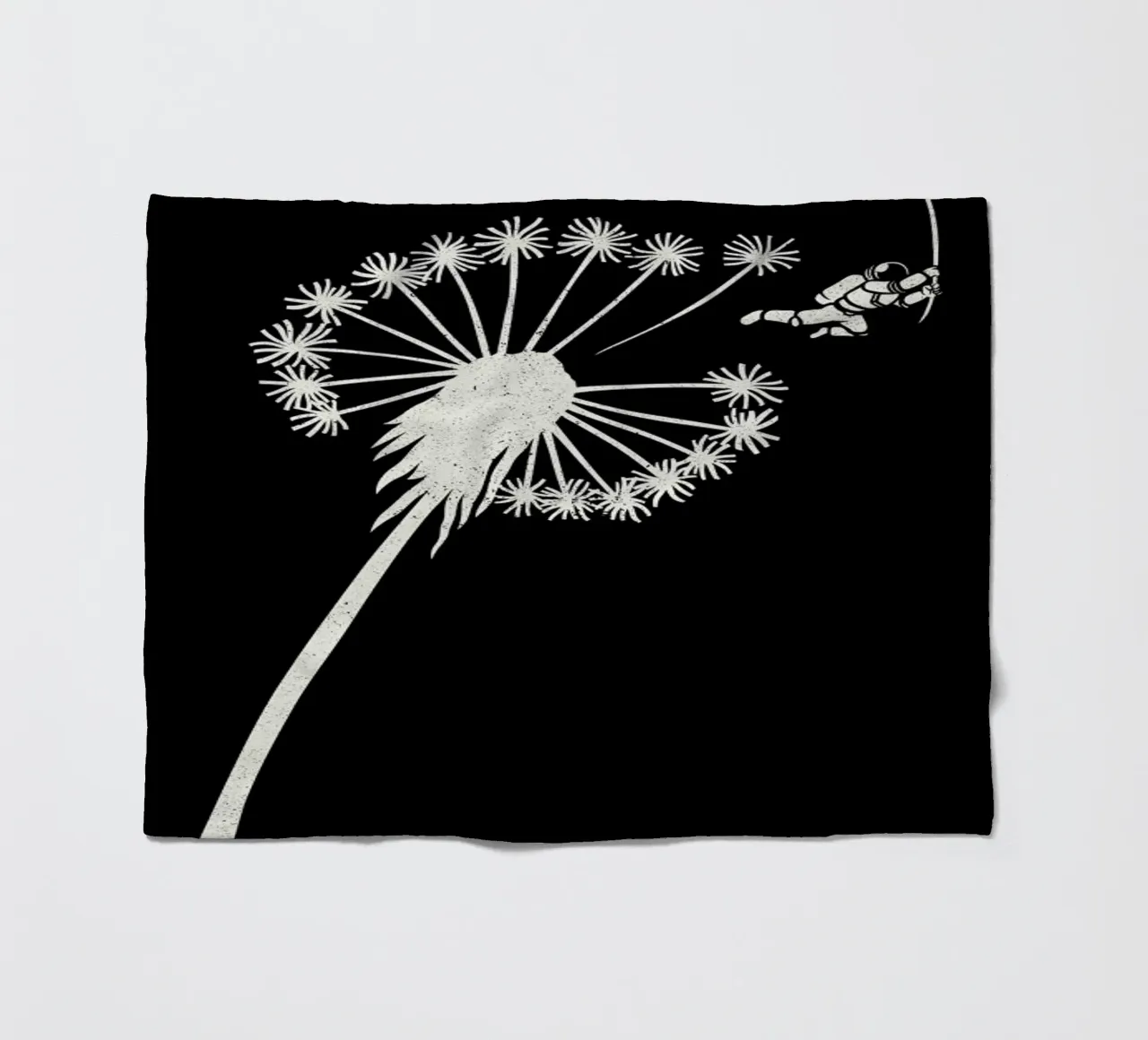 Dandelion Astronaut coperta in pile da Tobe Fonseca