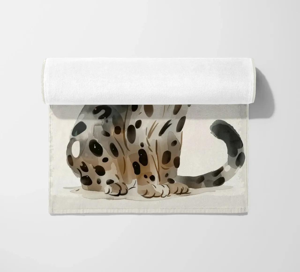 Adorabile illustrazione di leopardo nuvolato - Acquerello morbido telo mare da DesignDoodle