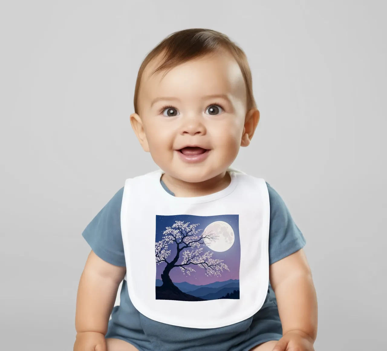 L'abbraccio luminoso della luna piena sui fiori di ciliegio bavaglino da Artistic-shop