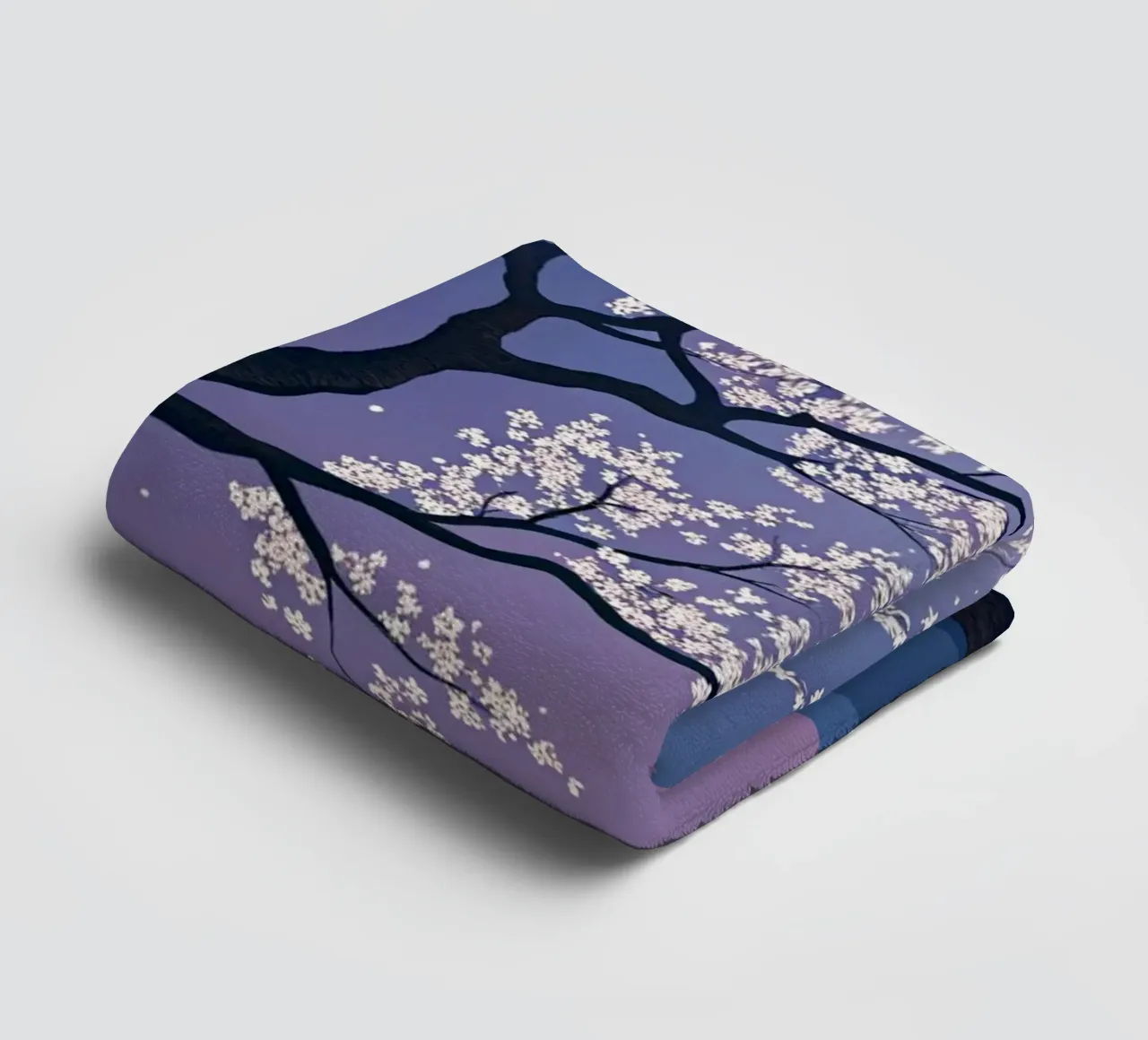 L'abbraccio luminoso della luna piena sui fiori di ciliegio asciugamano da bagno da Artistic-shop