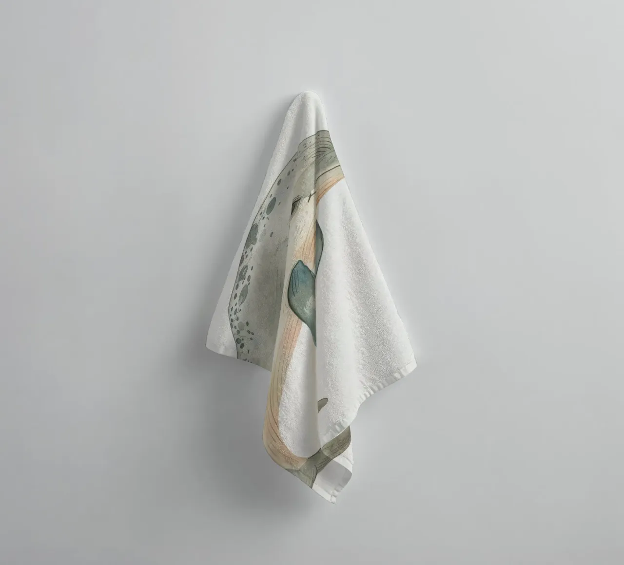 Graceful Dolphin - Un explorateur des océans tout en douceur serviette de bain de DesignDoodle