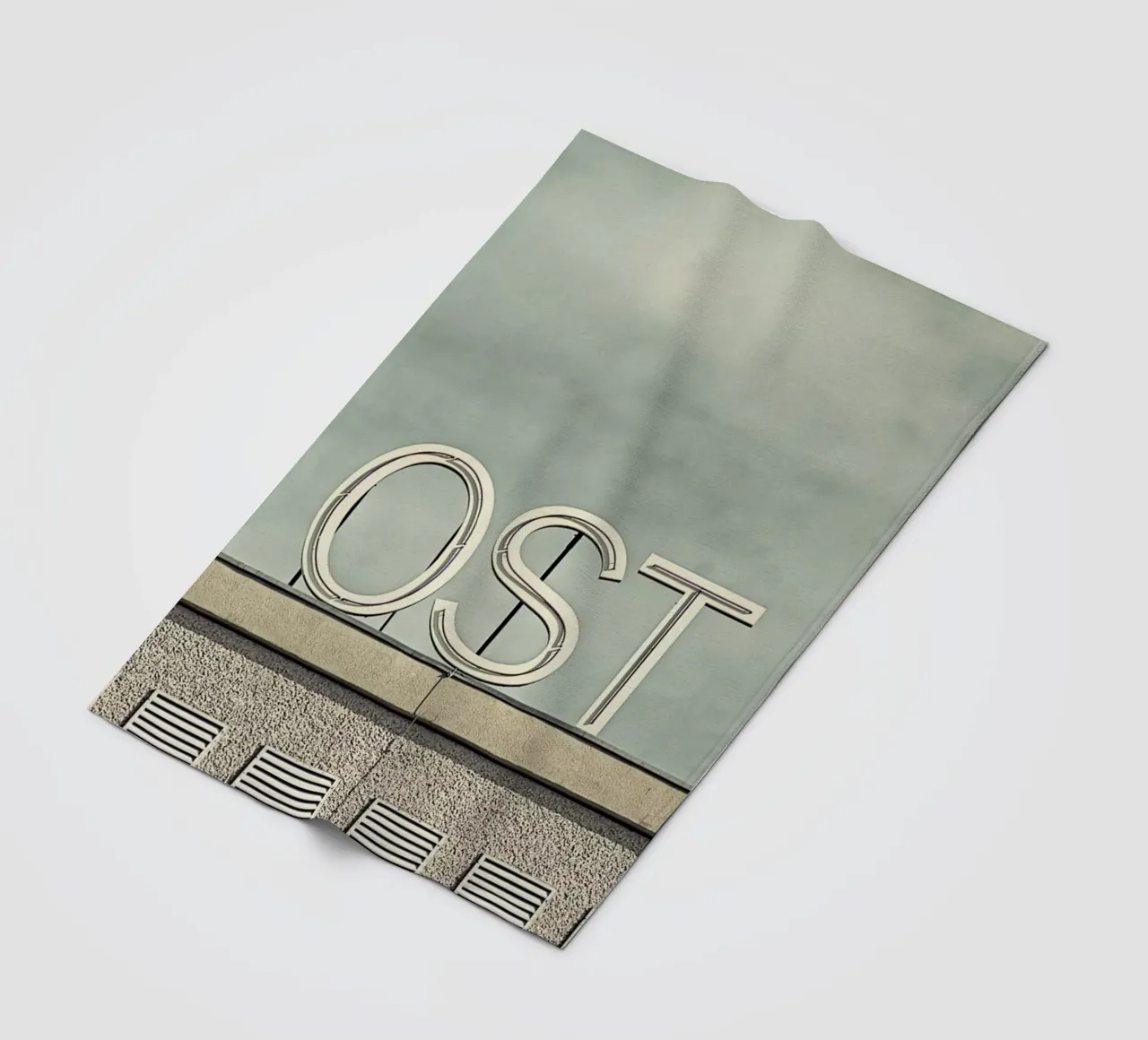 Ost coperta in pile da Michael Belhadi