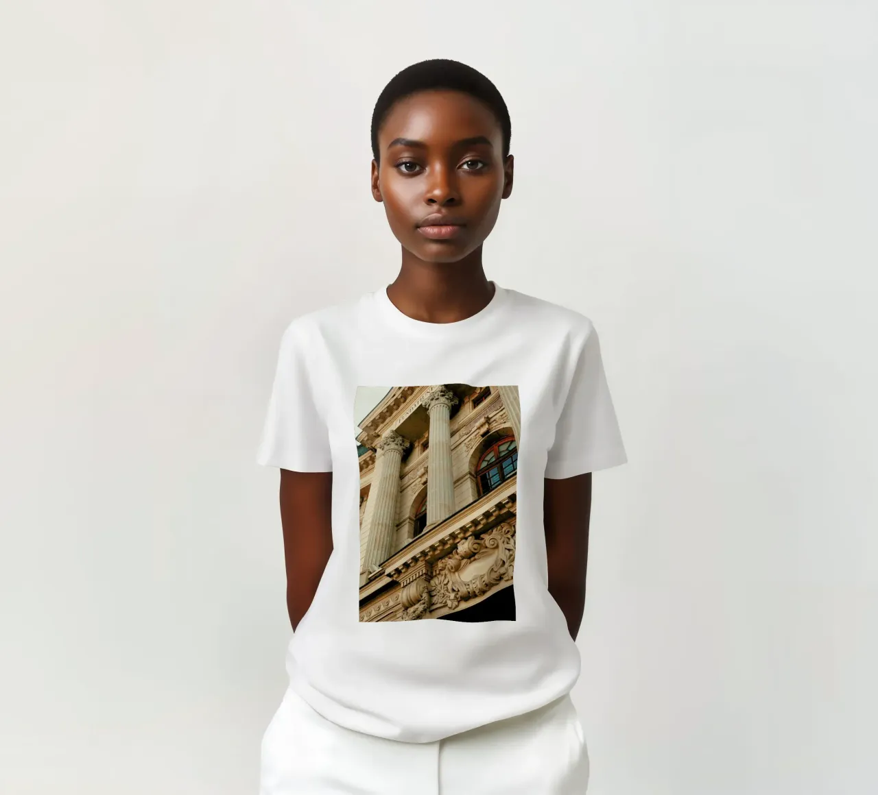 Analog Series Beautiful Columns t-shirt da Sebastian Hilgetag