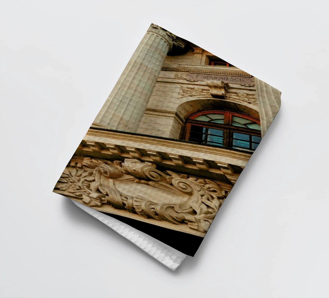 Analog Series Beautiful Columns Geschirrtuch von Sebastian Hilgetag
