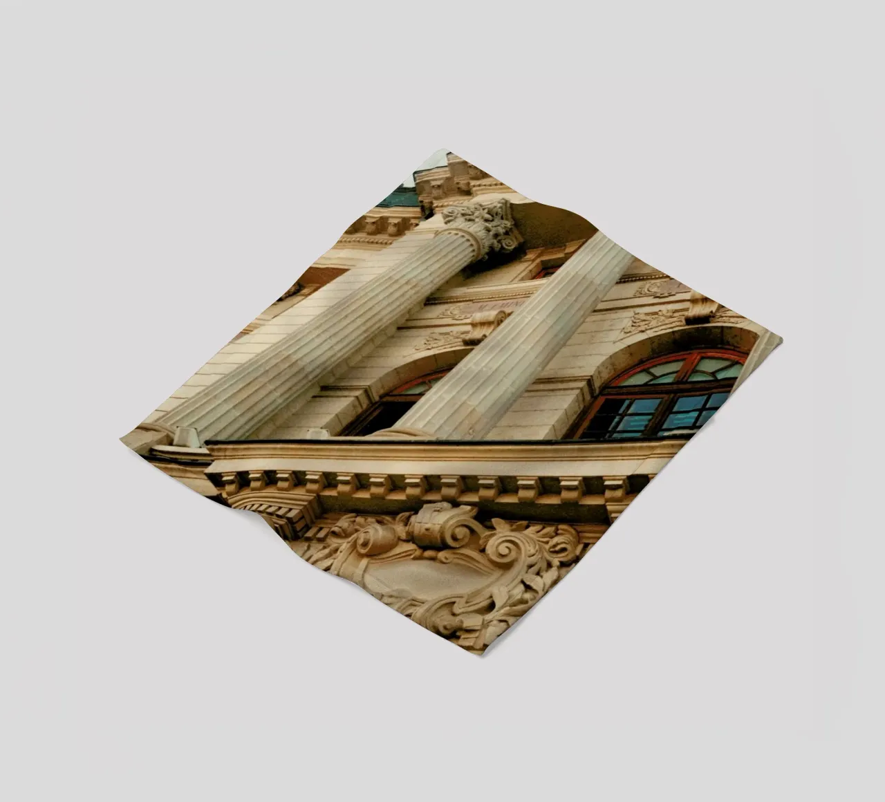 Analog Series Beautiful Columns coperta in pile da Sebastian Hilgetag