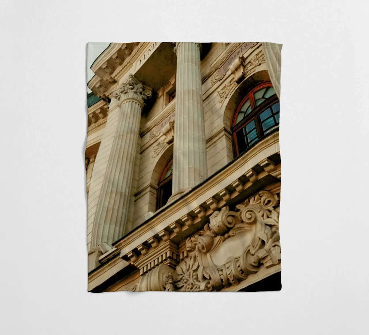 Analog Series Beautiful Columns coperta in pile da Sebastian Hilgetag