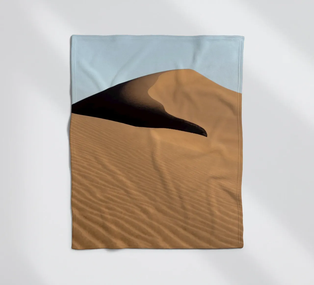Sand dune in the Great Salt Desert coperta in pile da photolovers