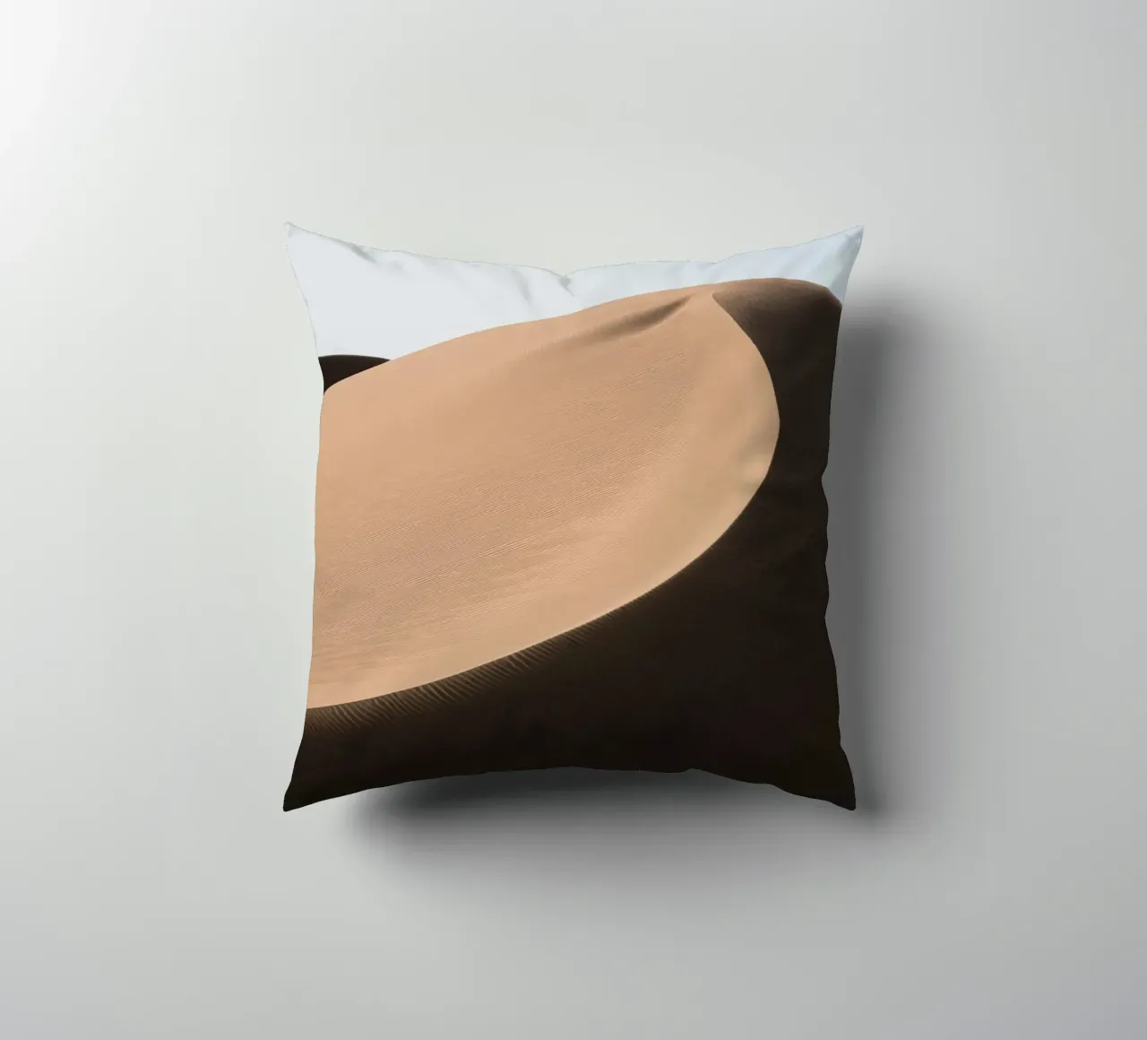 Shadow on a sand dune cuscino da photolovers