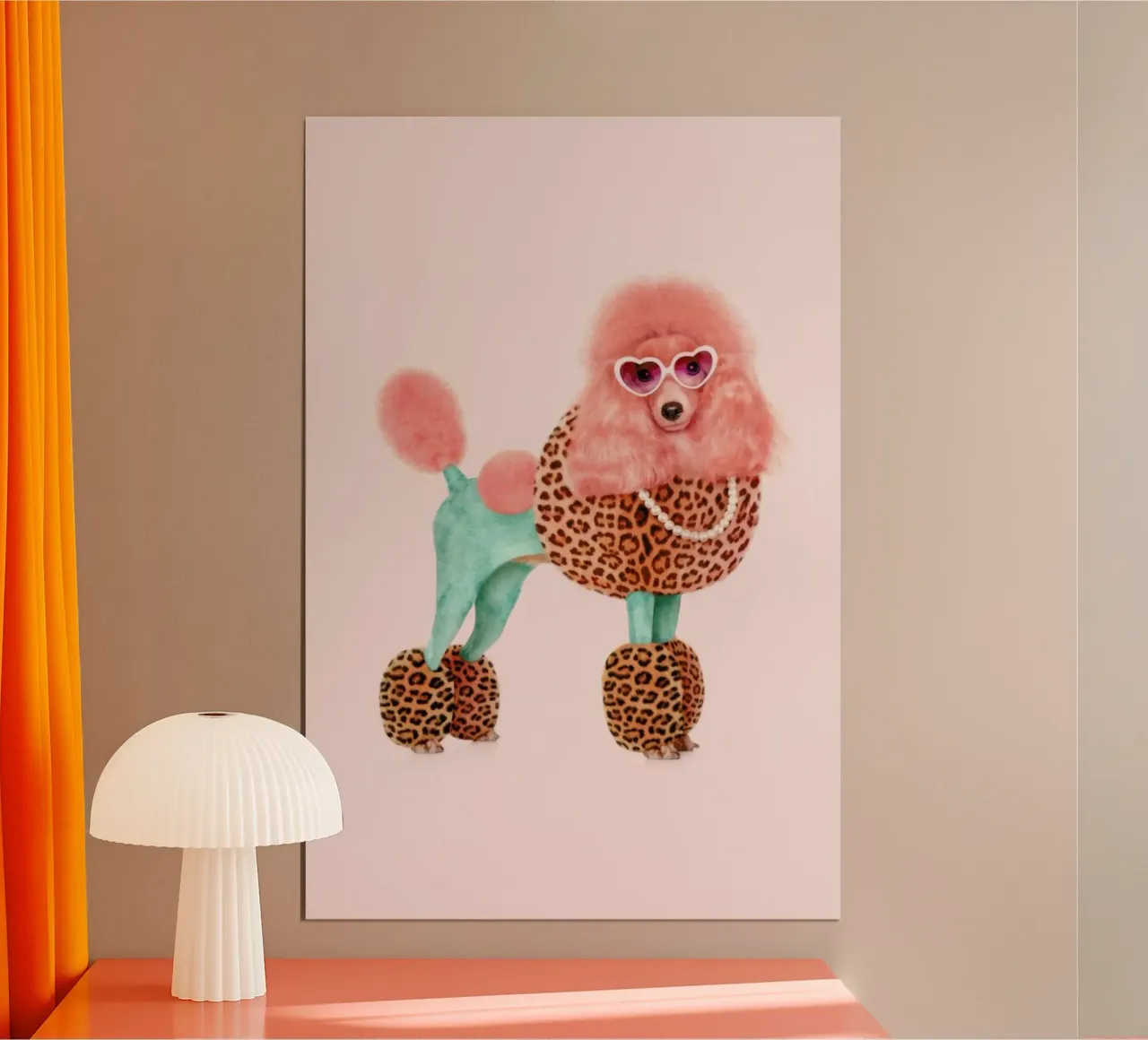 Funky Poodle poster con telaio in legno da Paul Fuentes Design