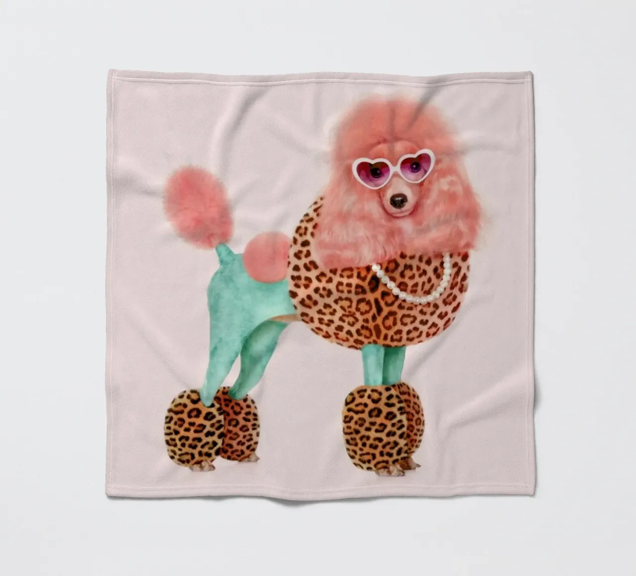 Funky Poodle coperta in pile da Paul Fuentes Design