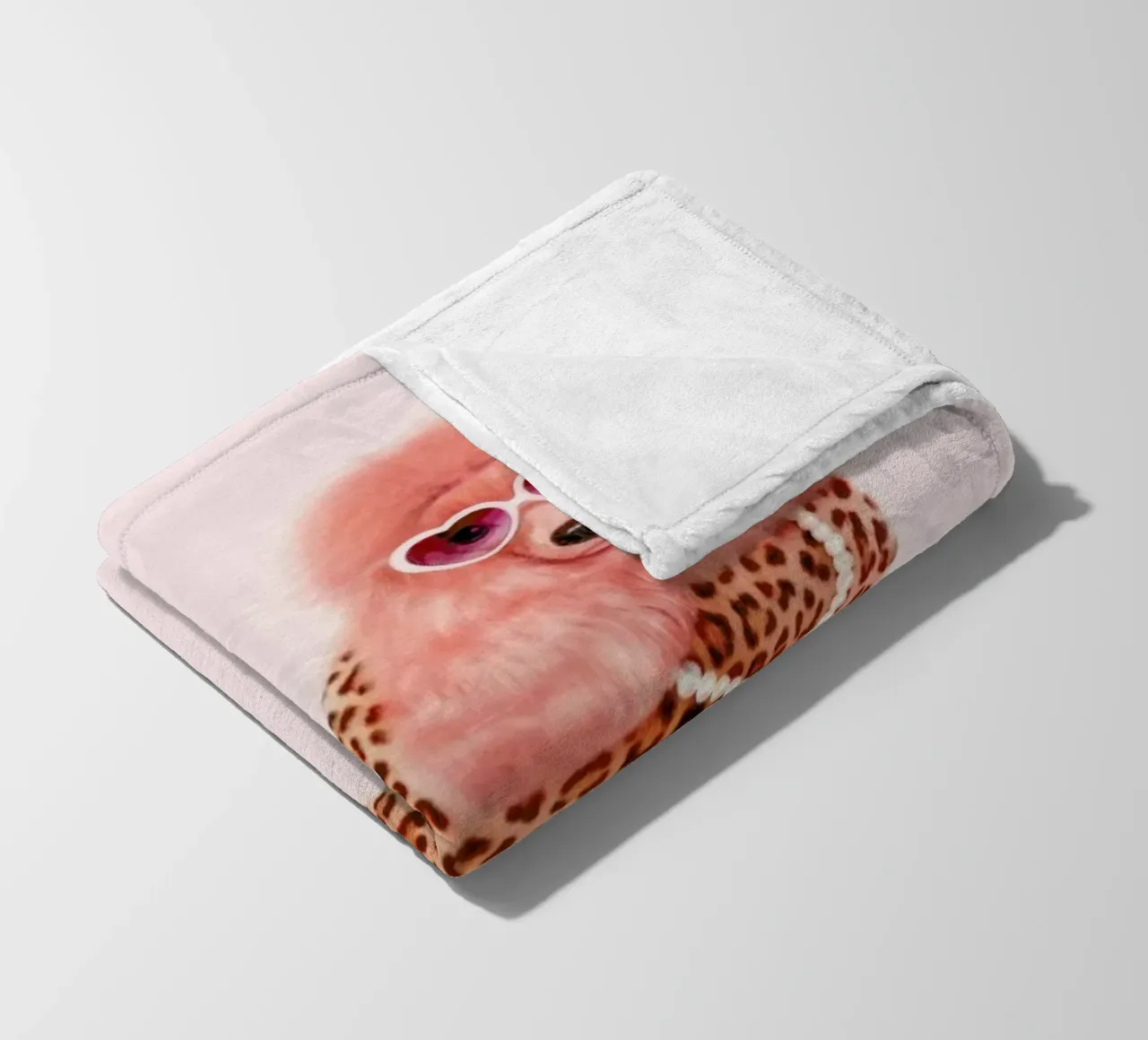 Funky Poodle coperta in pile da Paul Fuentes Design