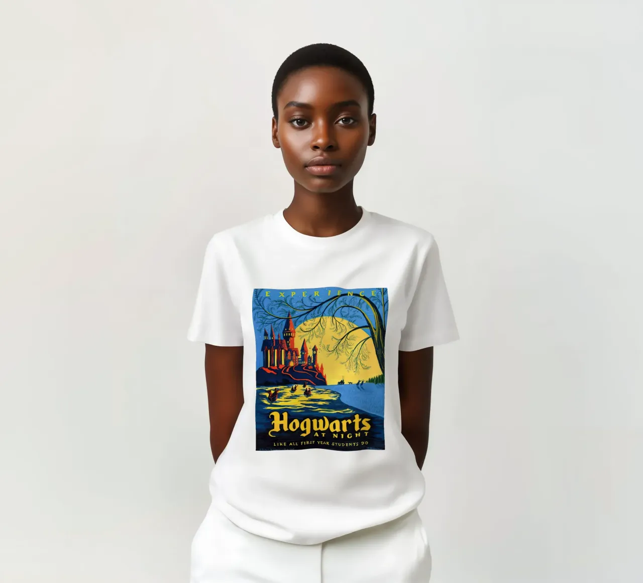 Esperienza del castello di notte t-shirt da Alice Slatera