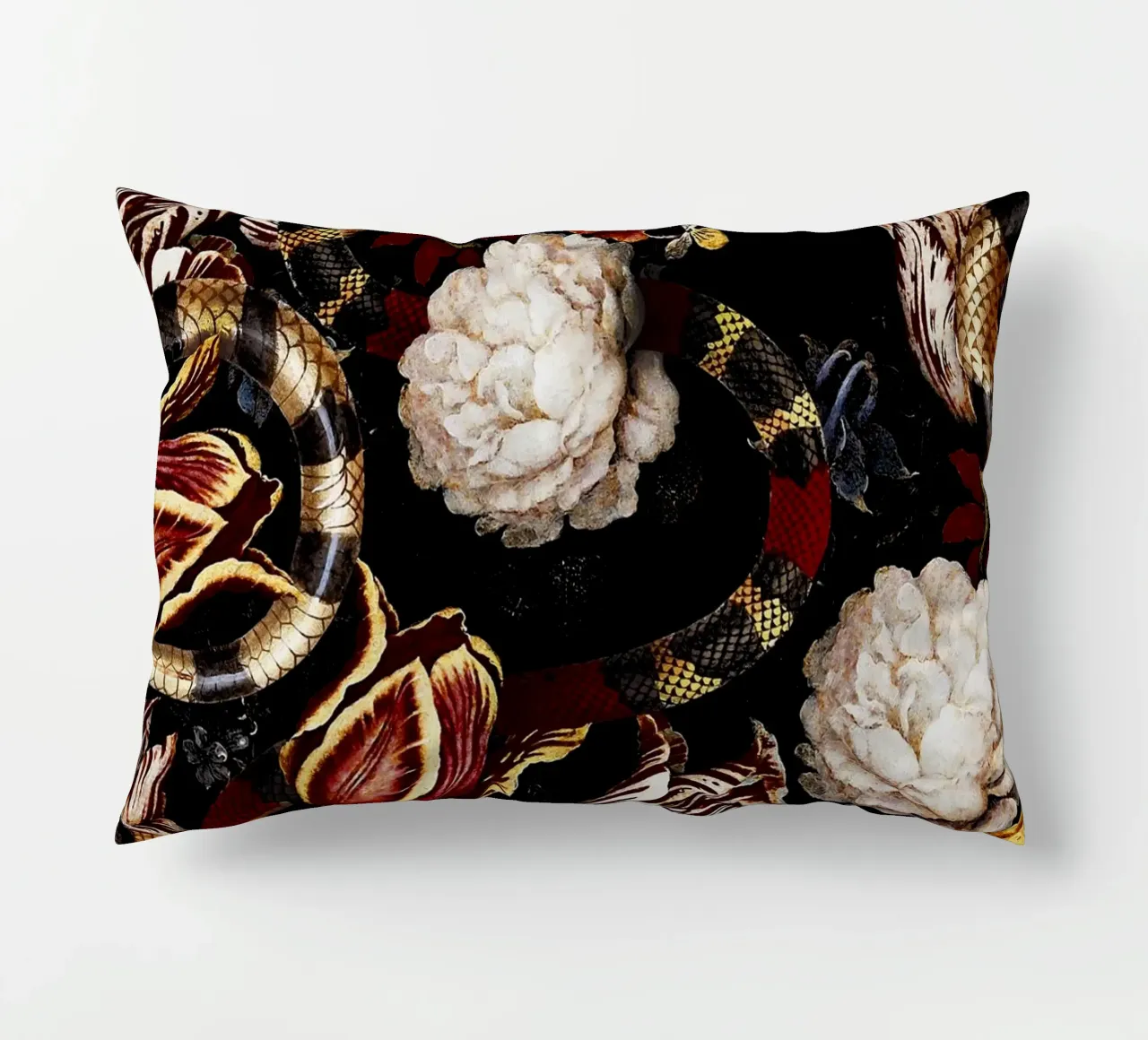 Dangers in the Forest XI cuscino da burcukorkmazyurek