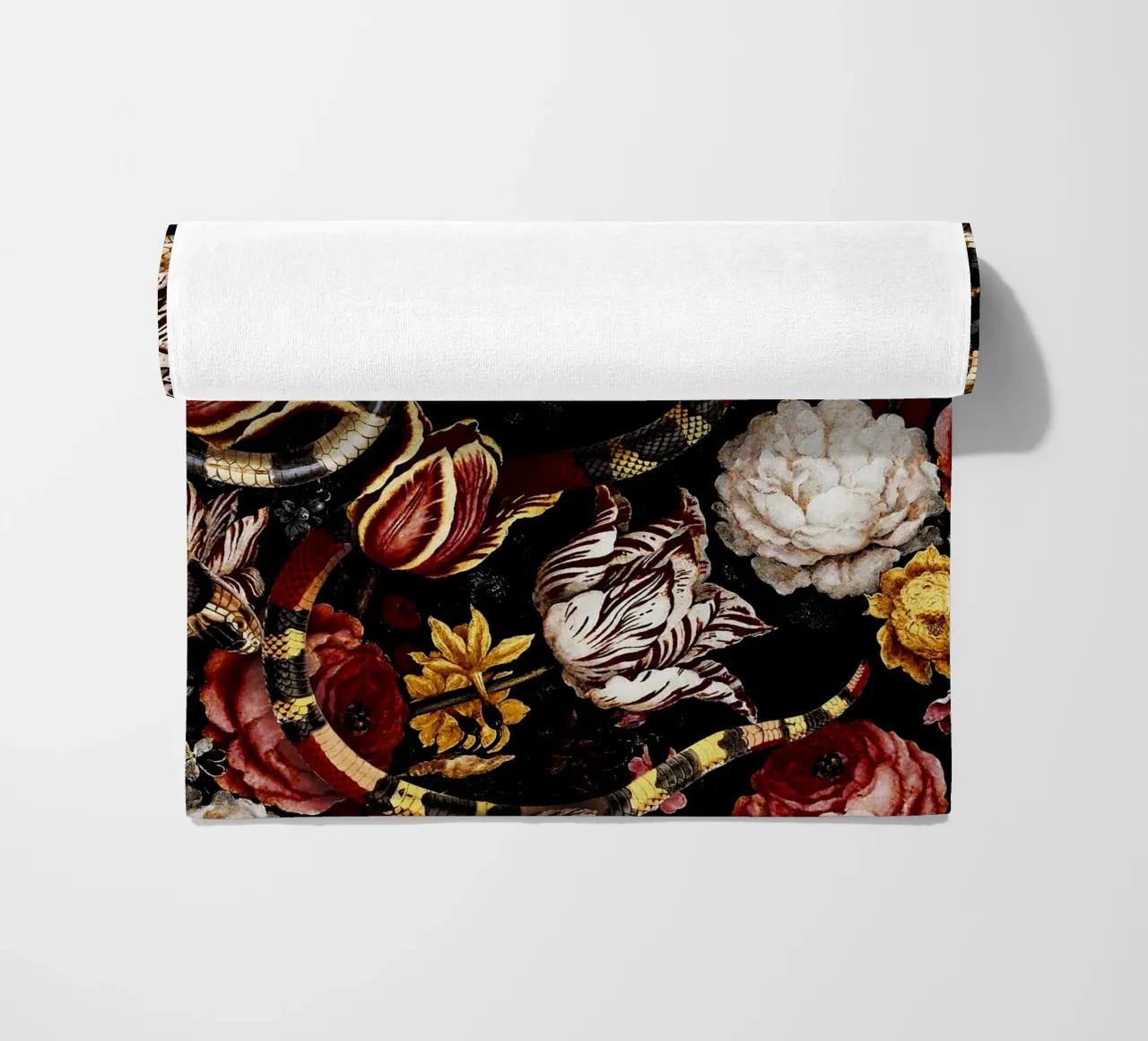 Dangers in the Forest XI telo mare da burcukorkmazyurek