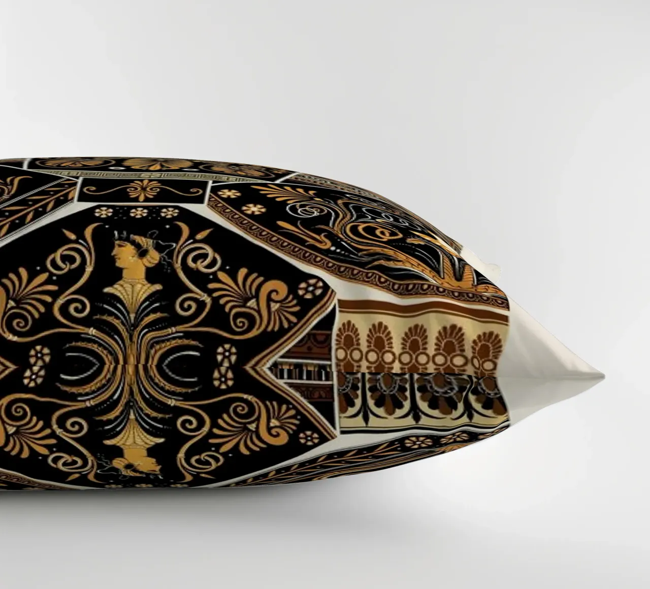 Racinet -  Greek Ornamental Pattern cuscino da Vintage by JUNIQE