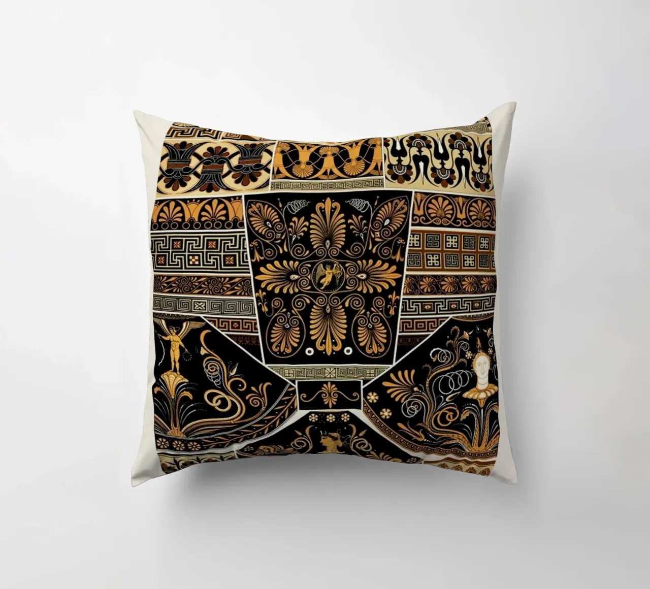 Racinet -  Greek Ornamental Pattern cuscino da Vintage by JUNIQE