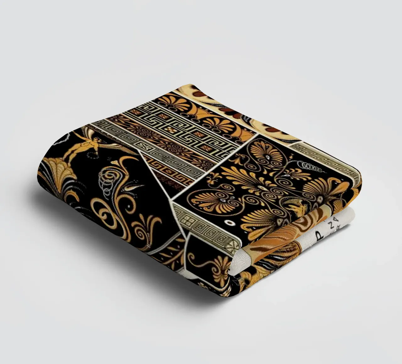 Racinet -  Greek Ornamental Pattern asciugamano da bagno da Vintage by JUNIQE