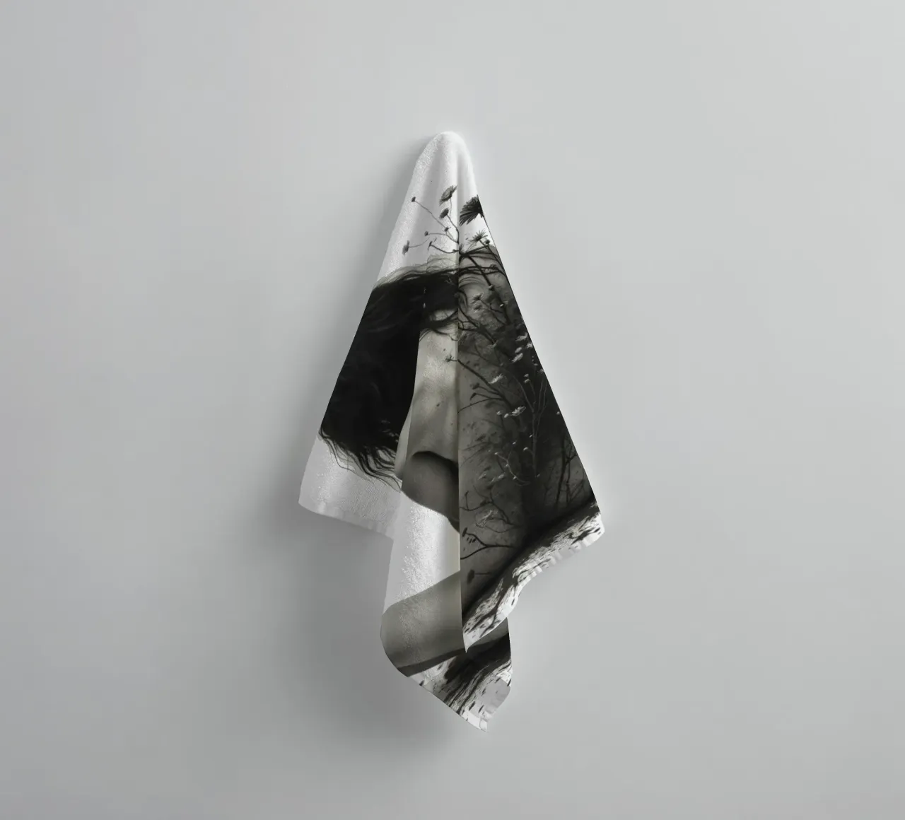 Indietro Dove crescono i fiori asciugamano da bagno da Dustlight Atelier