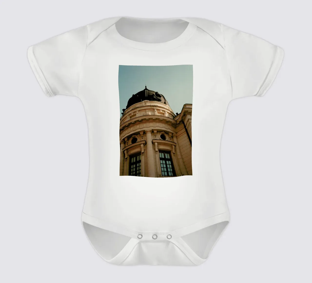 Analog Series Architecture In Bucharest body bébé de Sebastian Hilgetag