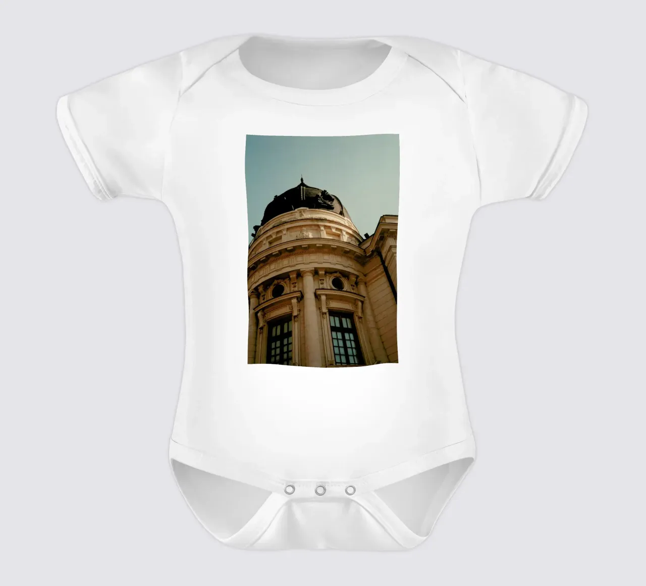 Analog Series Architecture In Bucharest body bébé de Sebastian Hilgetag