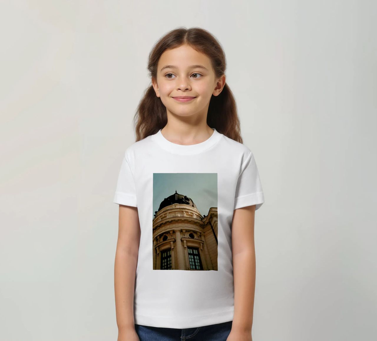 Analog Series Architecture In Bucharest t-shirt bambini da Sebastian Hilgetag
