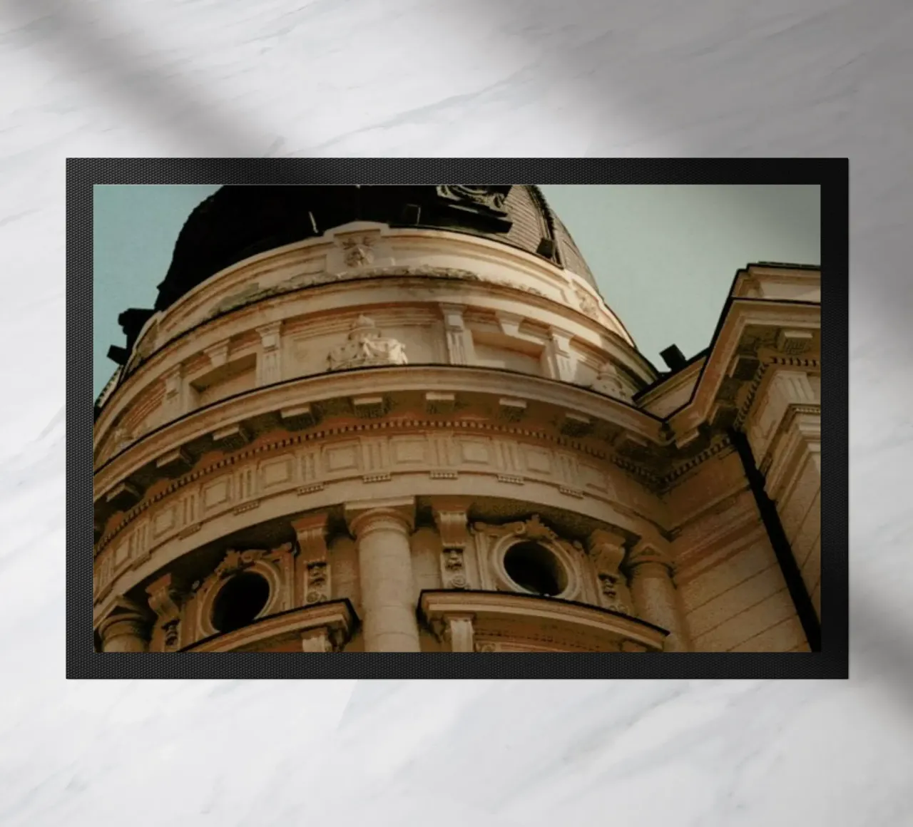 Analog Series Architecture In Bucharest paillasson de Sebastian Hilgetag
