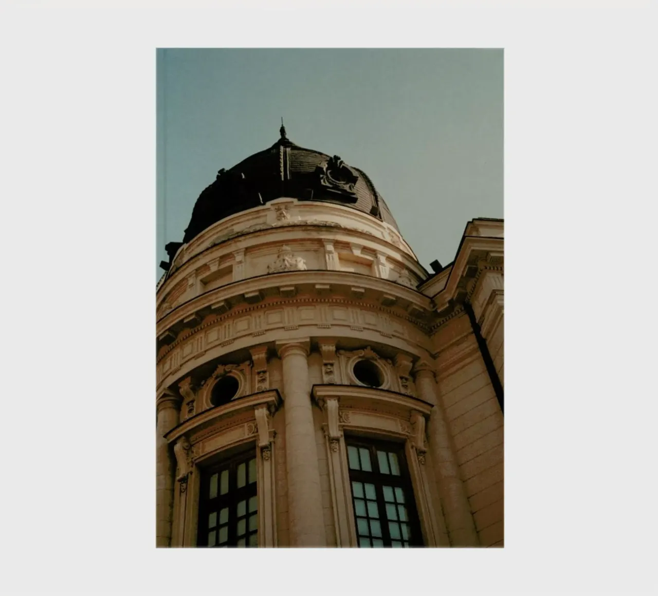 Analog Series Architecture In Bucharest carnet de notes de Sebastian Hilgetag