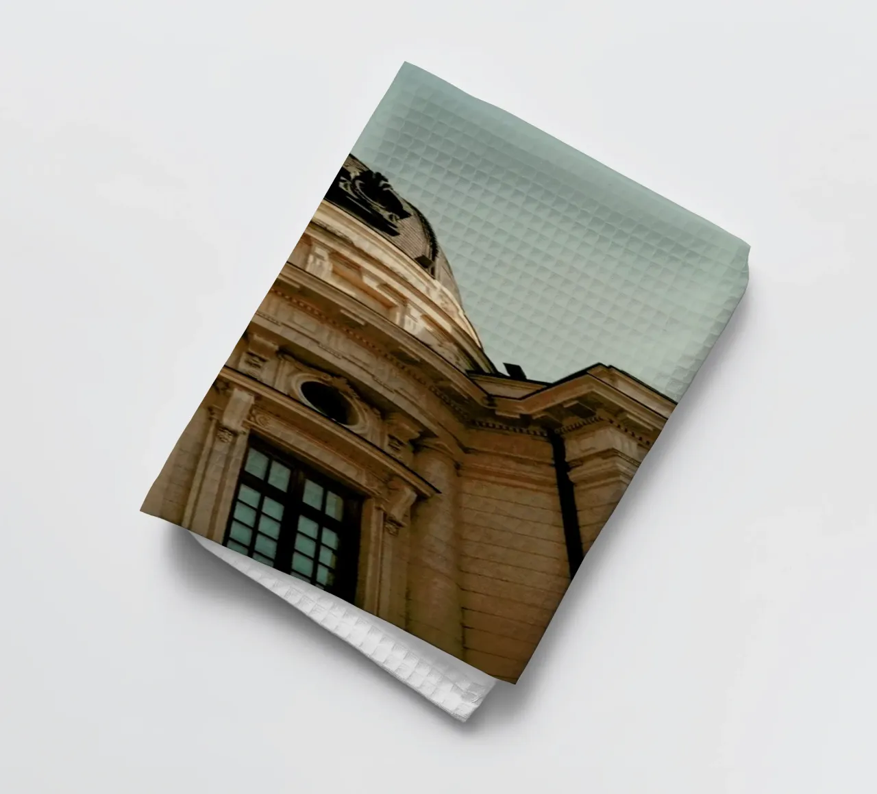 Analog Series Architecture In Bucharest Geschirrtuch von Sebastian Hilgetag