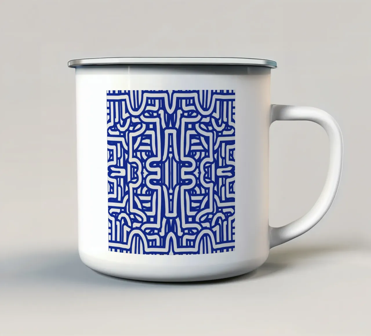 Simmetria del loop blu tazza in smalto da Little Dean