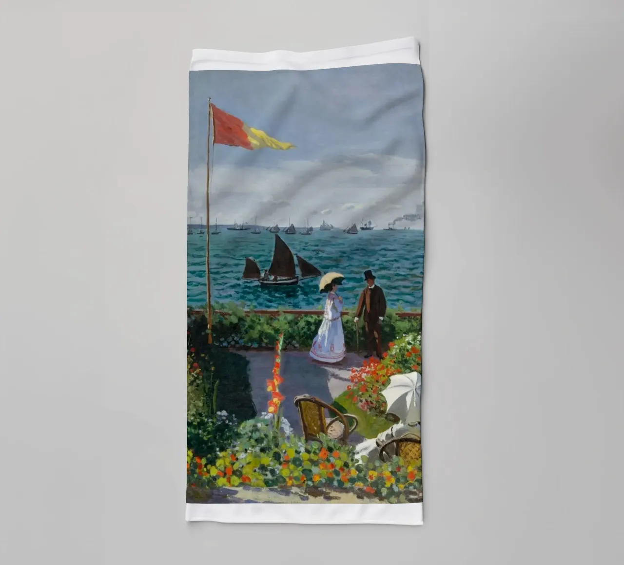femme avec parapluie vue sur l'océan vagues voilier claude monet serviette de bain de belong shop
