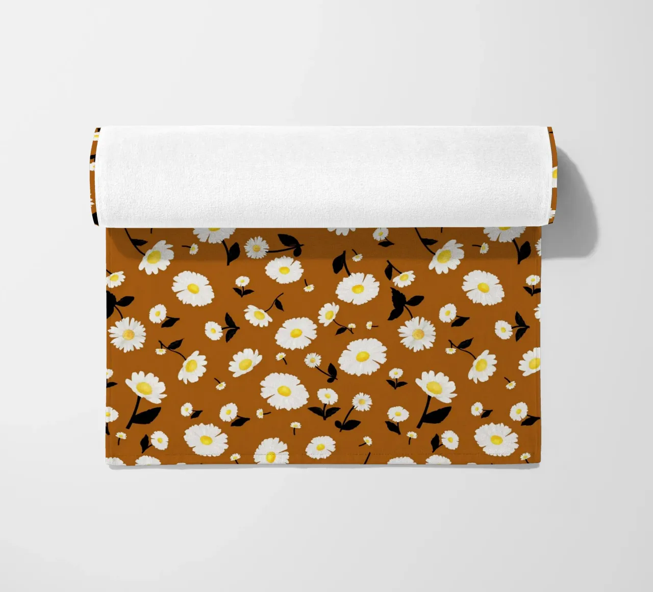 Daisies Pattern Rust Orange telo mare da SilverPegasus