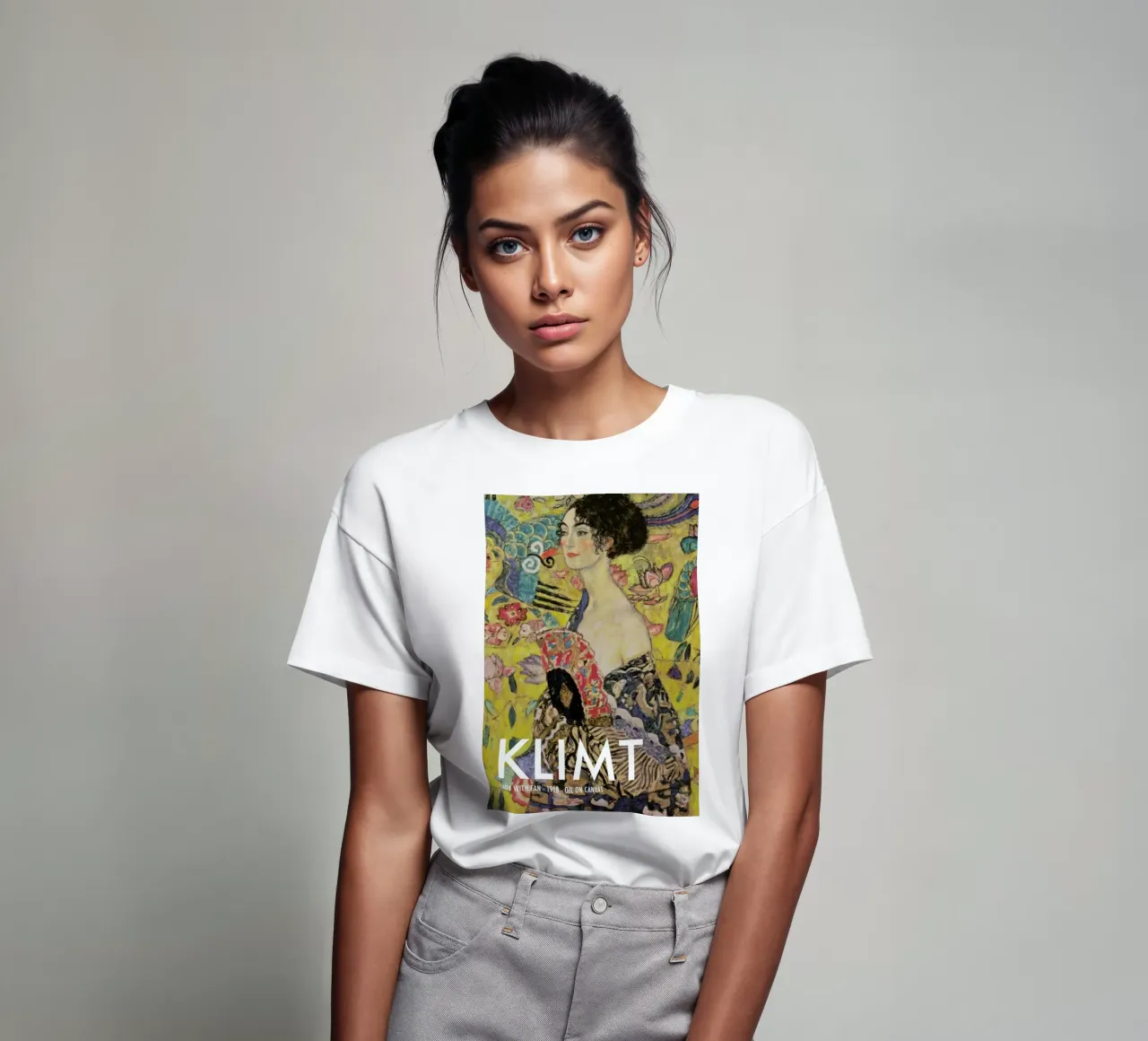 Klimt - Lady with Fan t-shirt da Vintage by JUNIQE
