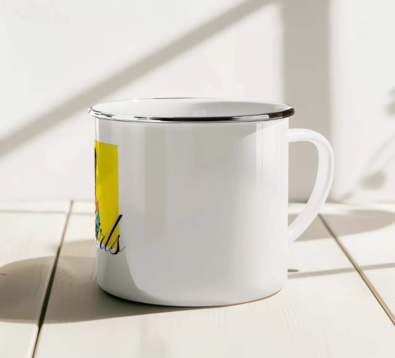 Ragazza gialla tazza in smalto da Natasha Shop