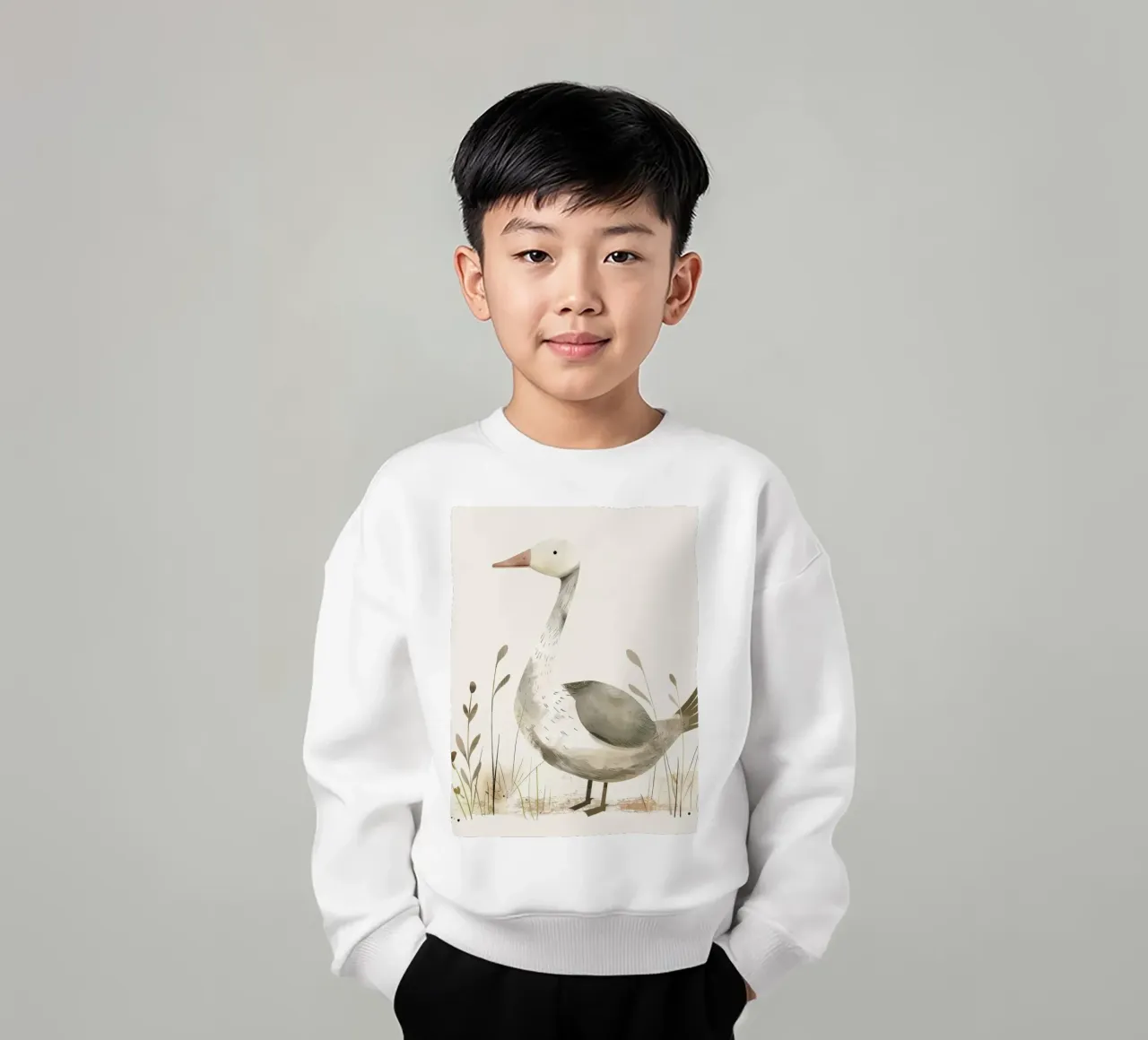 Sereno ganso en la hierba - Una tranquila ilustración de fauna salvaje sudadera para niño de DesignDoodle