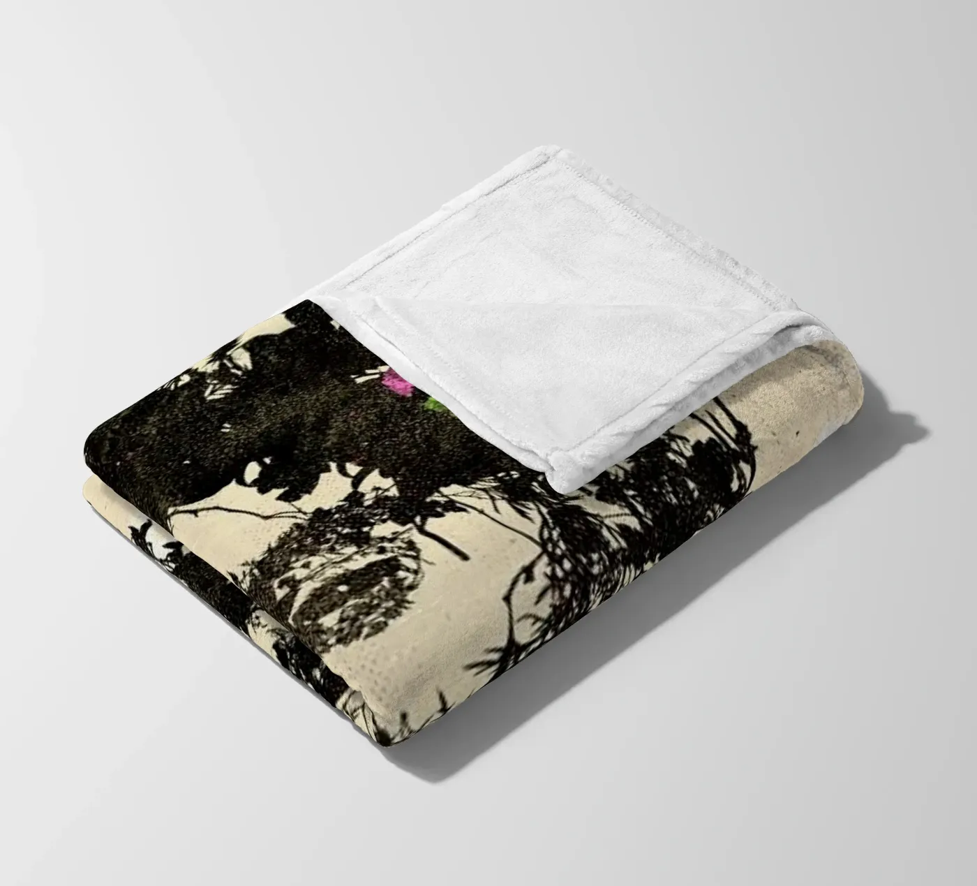 Frida 4 Fleecedecke von Carlos Quitério