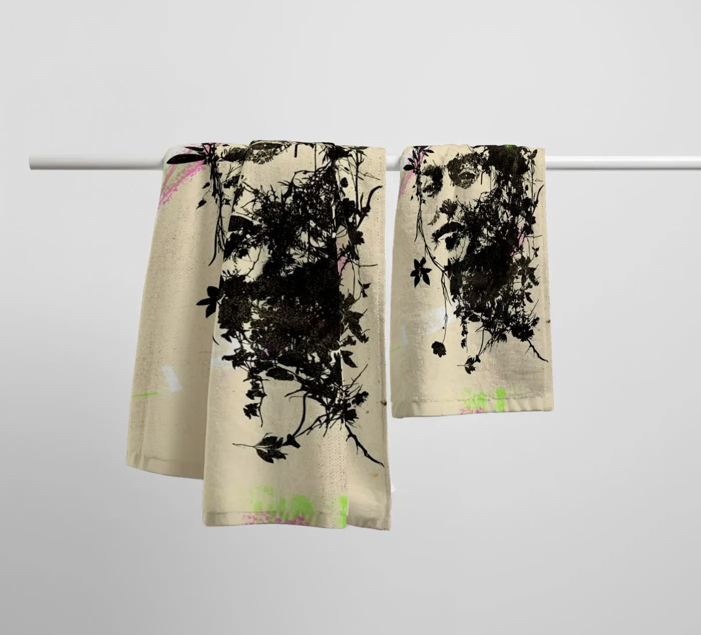 Frida 4 badhanddoek van Carlos Quitério