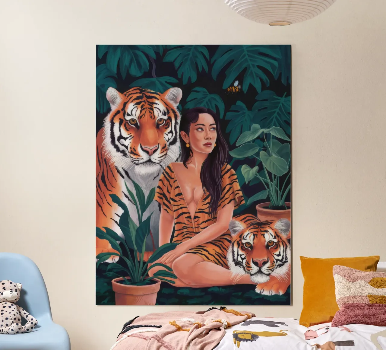 Abbraccio della foglia di tigre poster con telaio in alluminio da Infinite Chroma