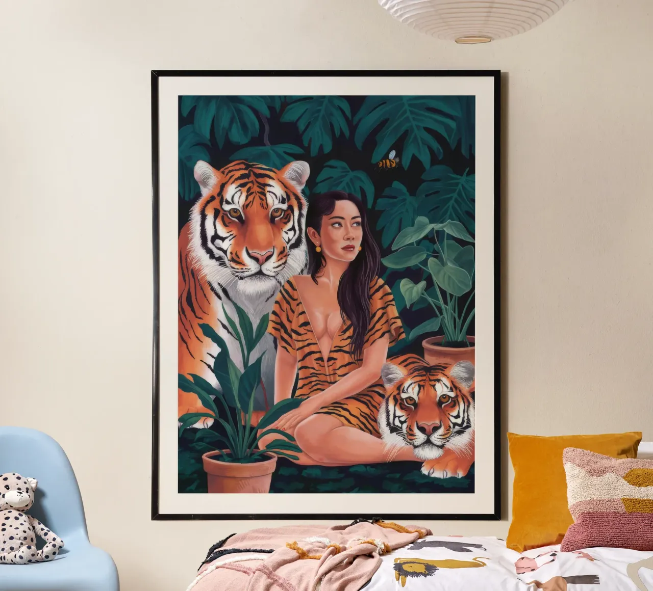 Abbraccio della foglia di tigre poster con telaio in alluminio da Infinite Chroma