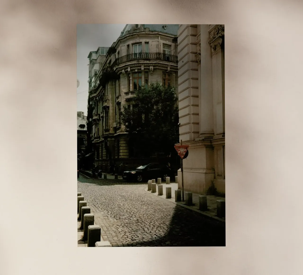 Analog Series Light And Shadows backlit folie van Sebastian Hilgetag