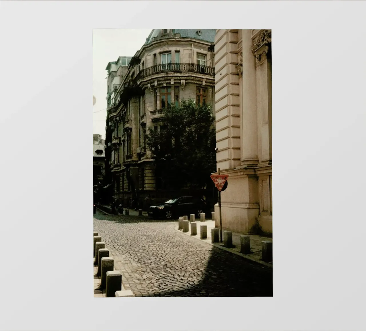 Analog Series Light And Shadows telo in pvc da Sebastian Hilgetag