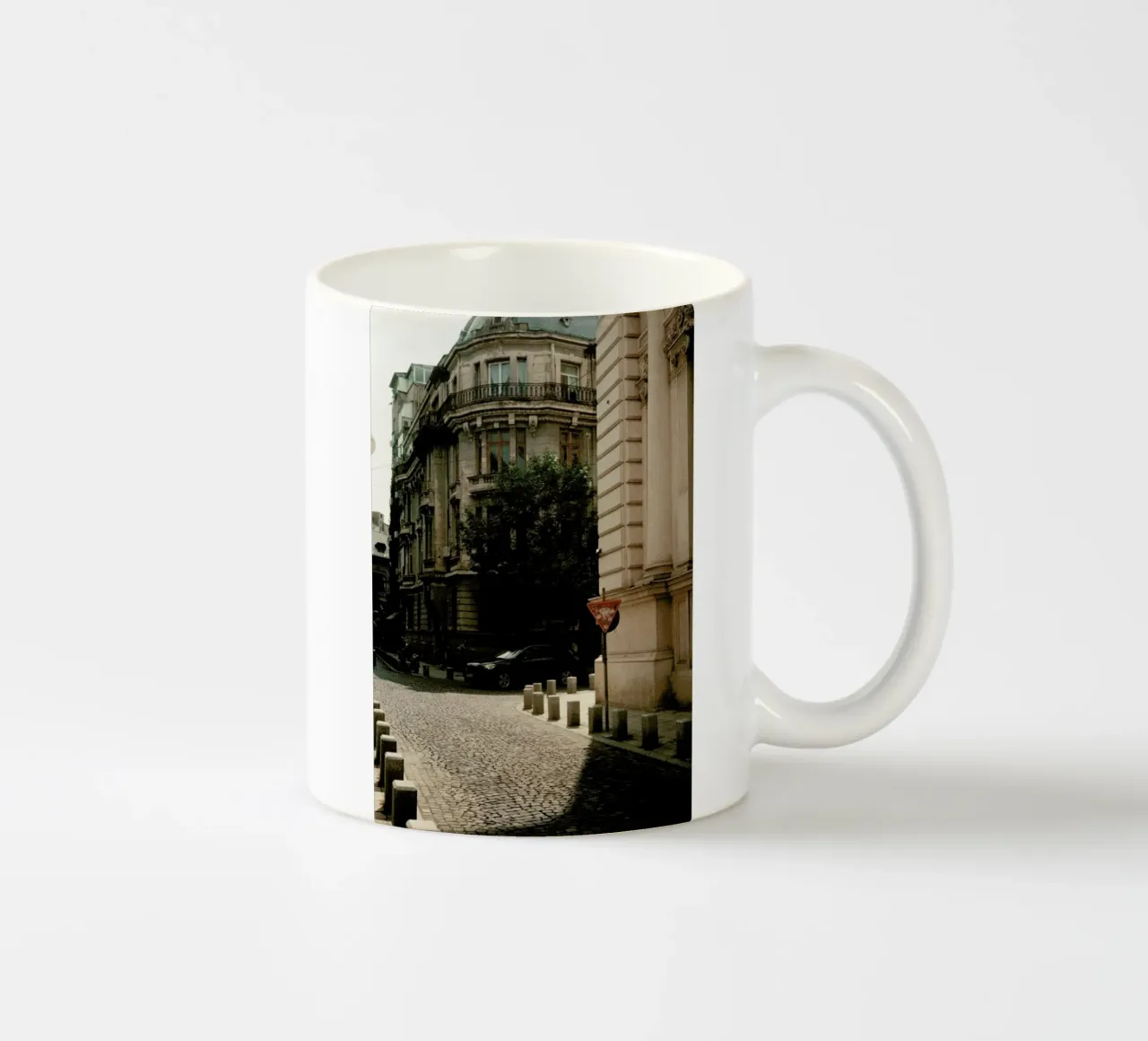 Analog Series Light And Shadows keramische mok van Sebastian Hilgetag