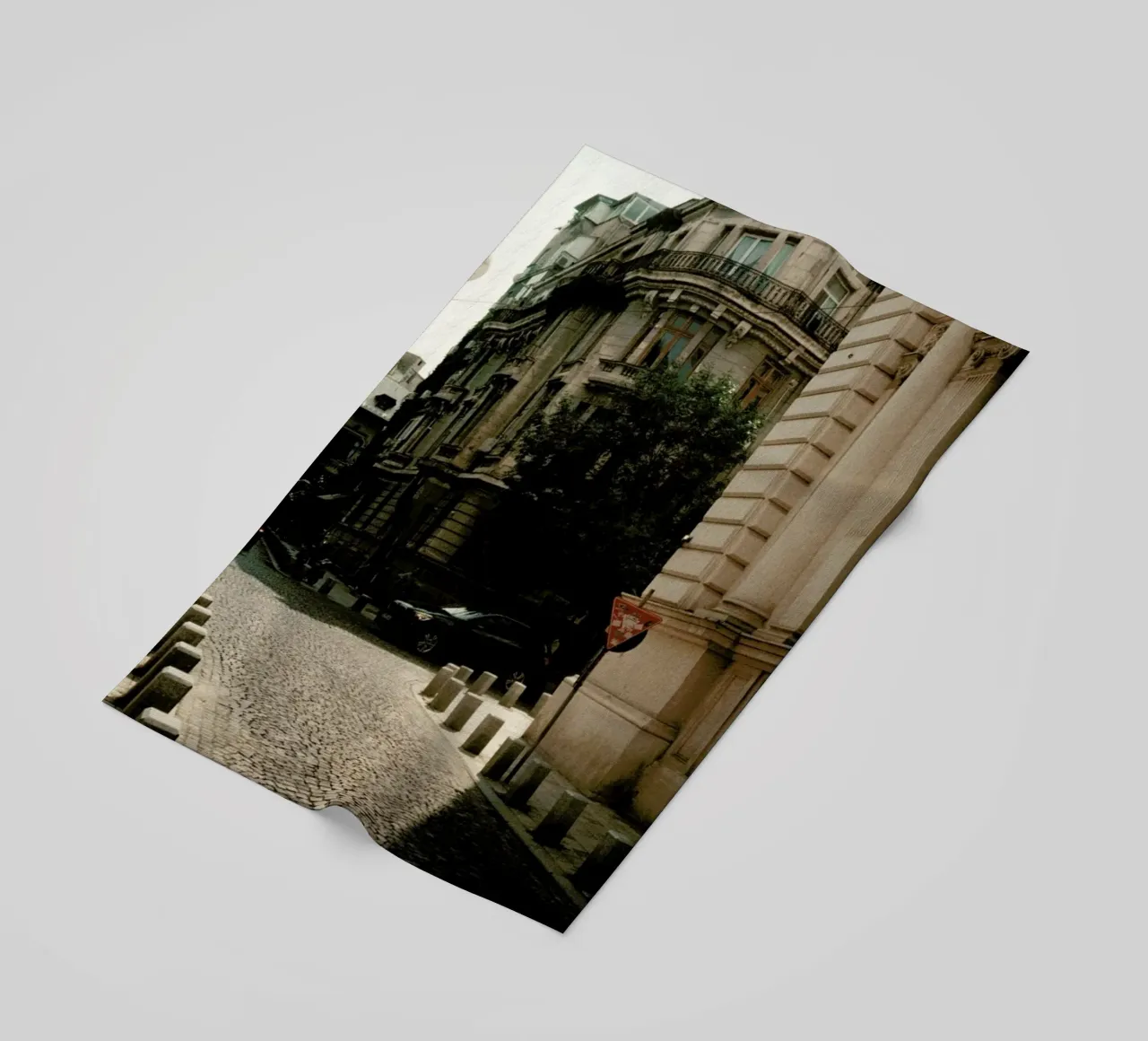 Analog Series Light And Shadows Strandtuch von Sebastian Hilgetag