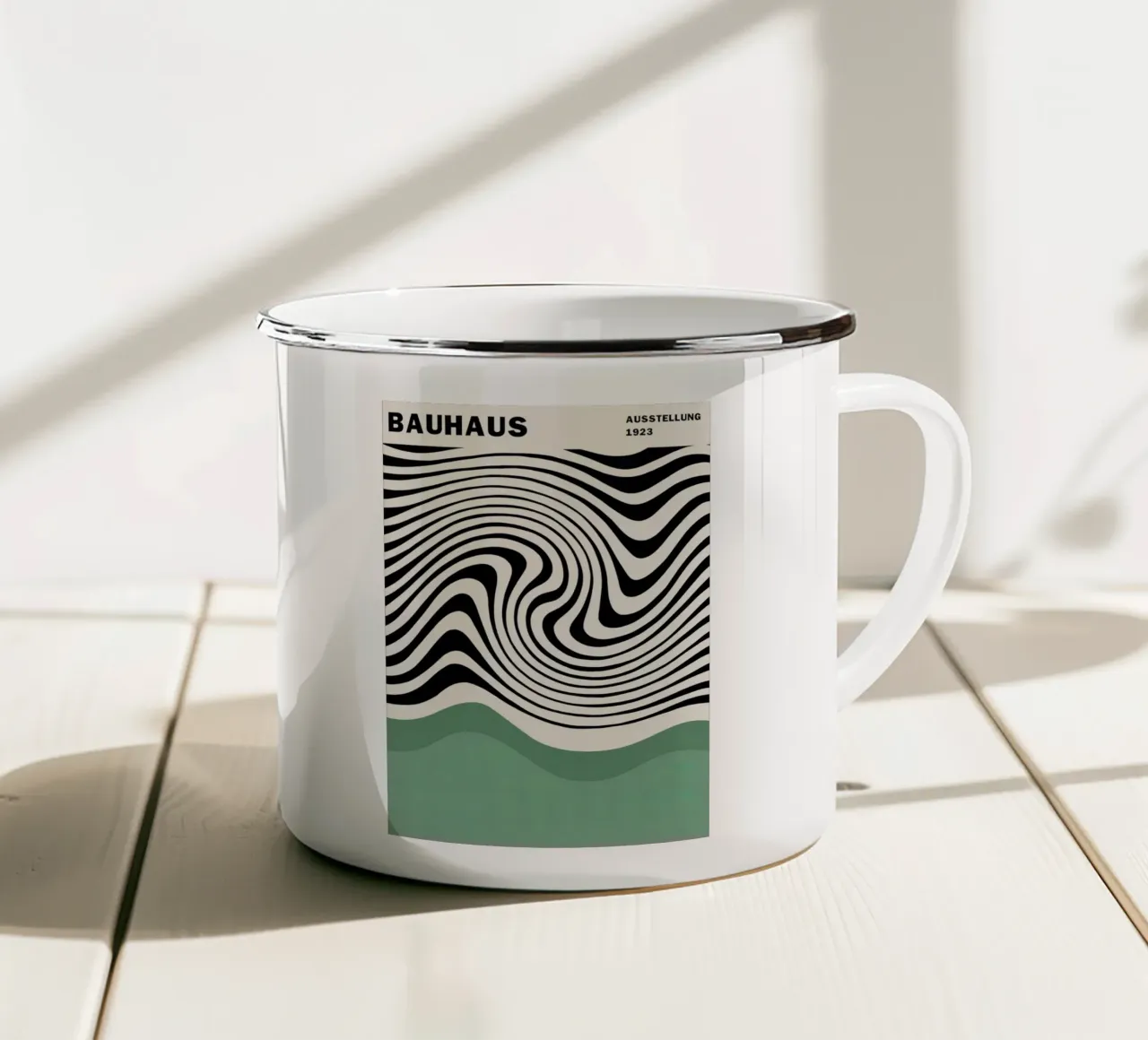 Verde zebra, 1923 tazza in smalto da Betty-Conner