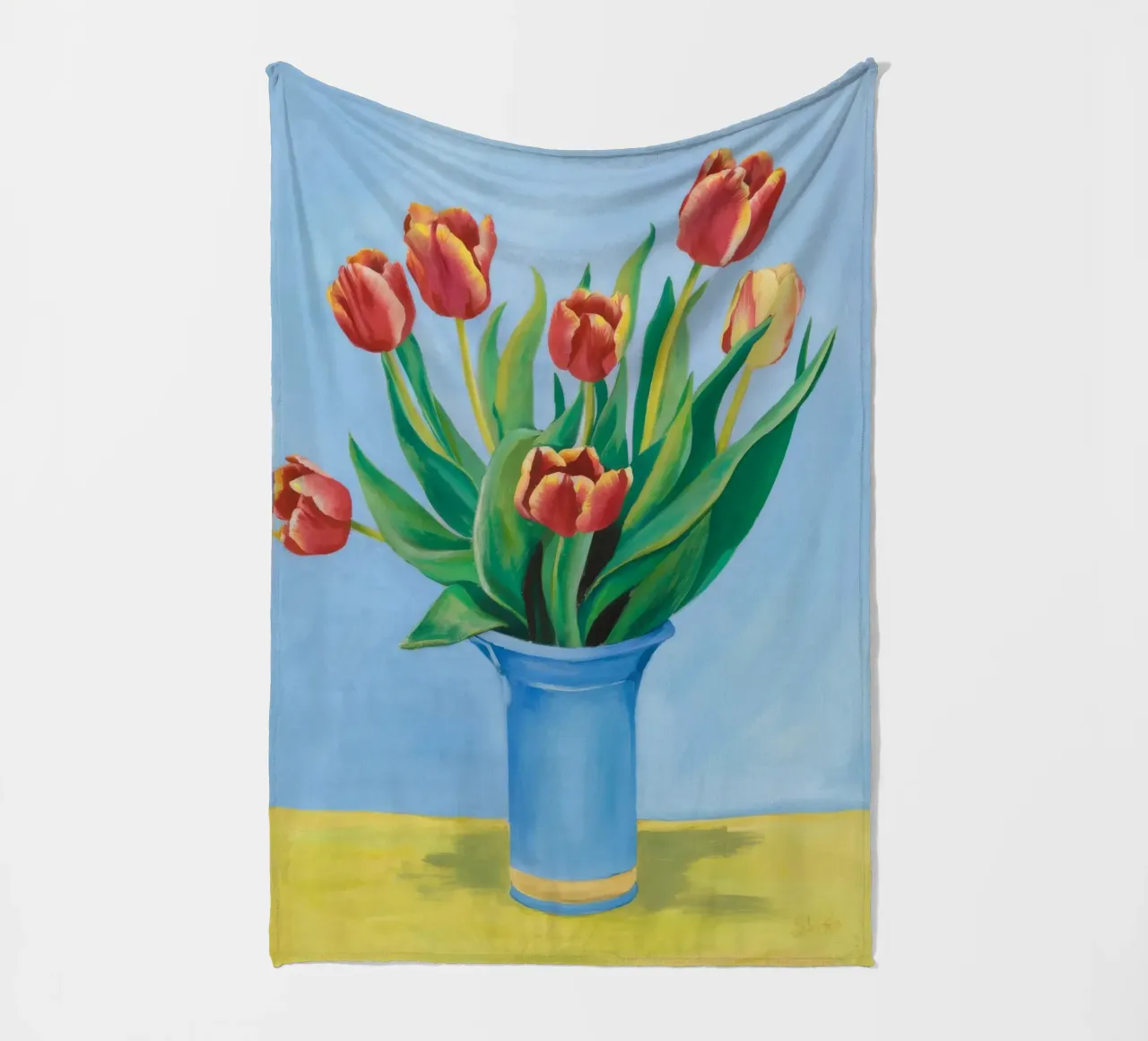 Ruby Tulip Azure Fleecedecke von Infinite Chroma