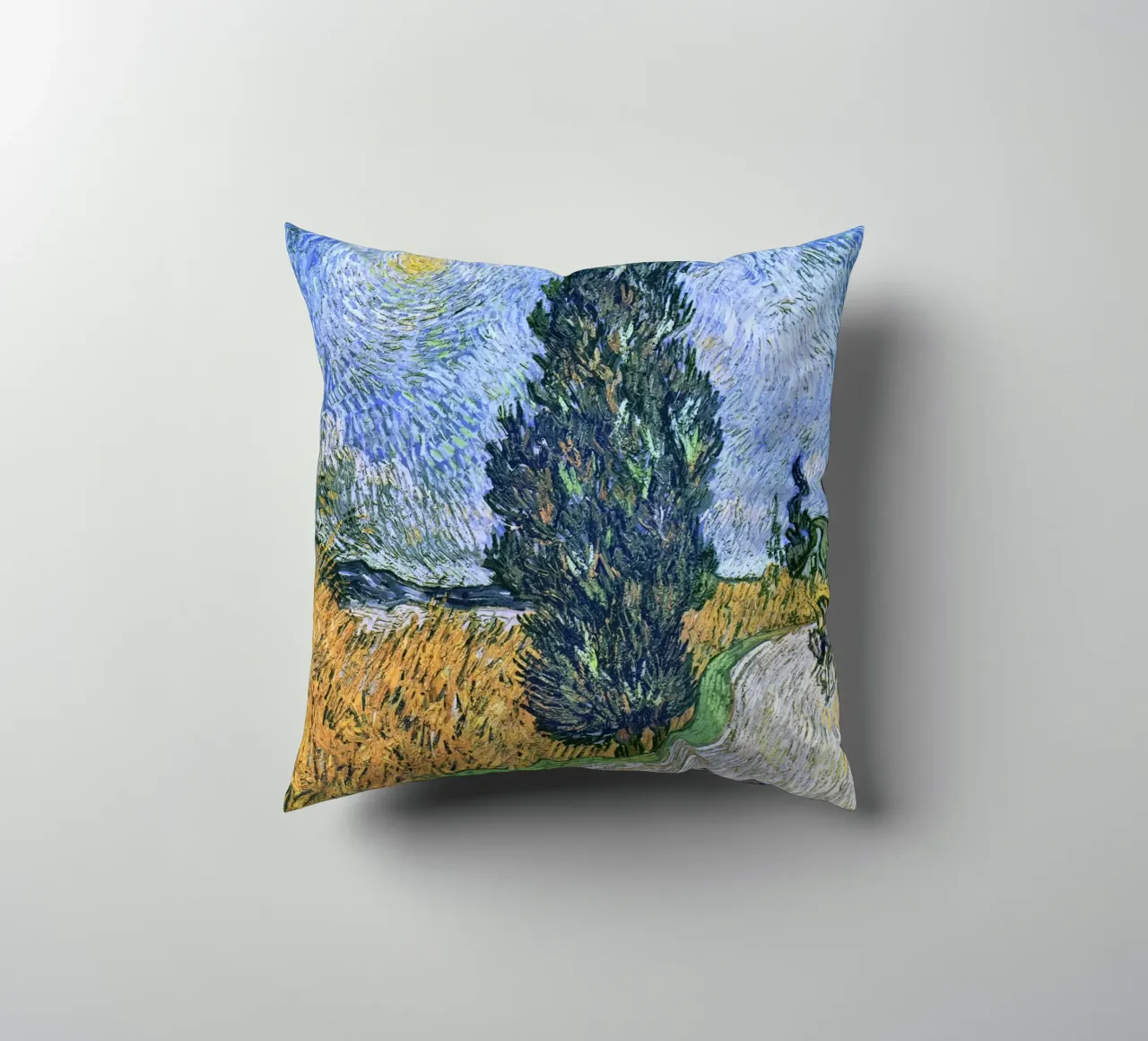 Strada con cipresso e stella di Vincent van Gogh cuscino da Art History
